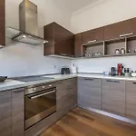 Stunning - Seaview Penthouse 3-bed + Parking דירה *