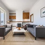 Stunning - Seaview Penthouse 3-bed + Parking סליאמה