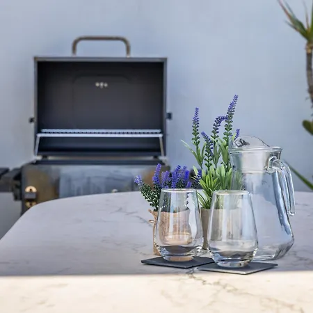 公寓 Stunning - Seaview Penthouse 3-bed + Parking *